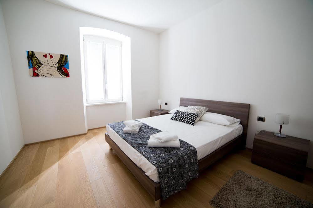 Residence Sara Trieste Luaran gambar